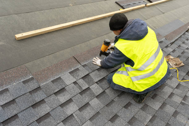 Asphalt Shingles Roofing in Clarksville, TX